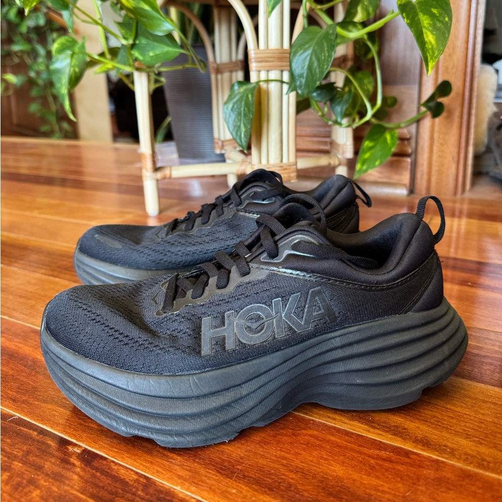 Hoka Women’s Bondi 8